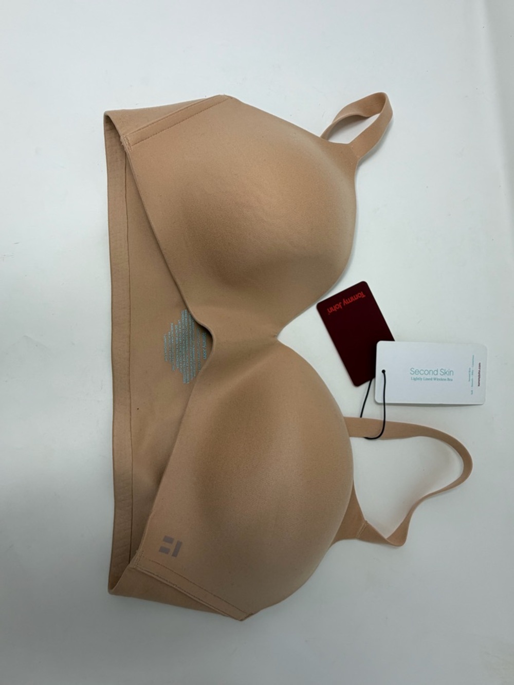 Tommy John Second Skin Seamless Bra in Nude Tan - Picture 2 of 3